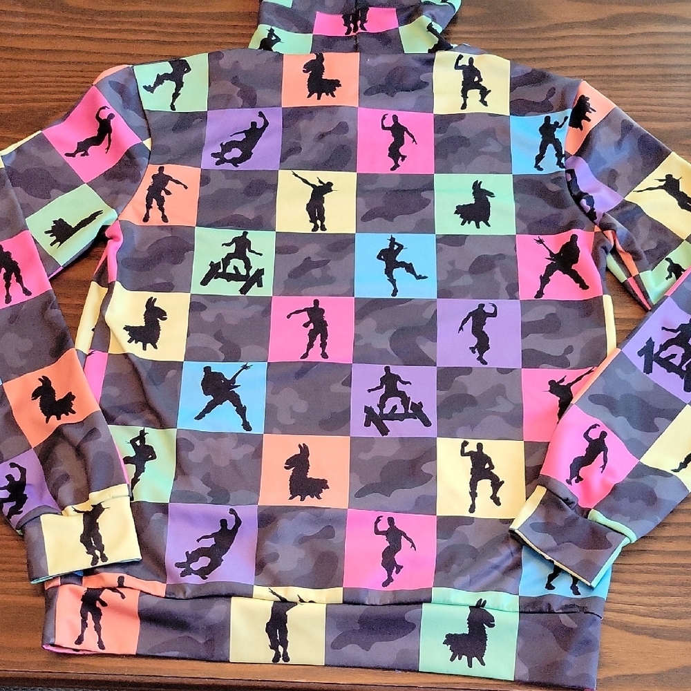 Fortnite-Themed Lightweight Pullover Hoodie | Size: L - Picture 6 of 9